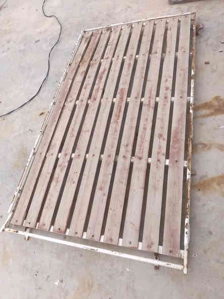 سوبايه ستاركس للبيع كلش نضيفه يحتاج بس صبغ مكاني ابو غريب.. ب80
***********...
