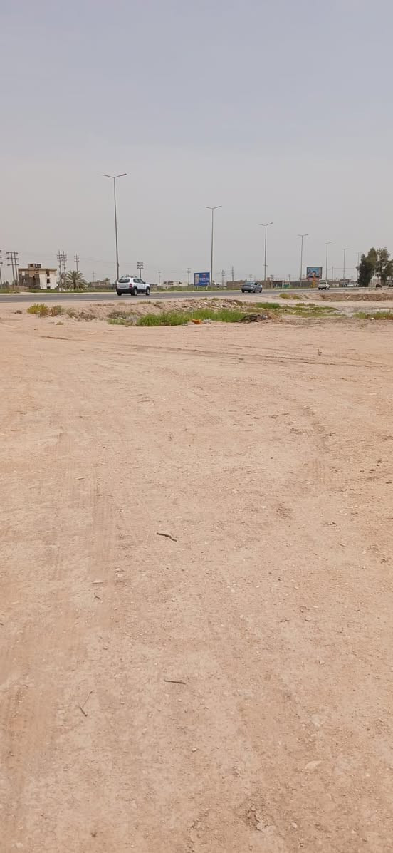 قطعة أرض مساحة ٤٠٠ متر طابو زراعي سند ٢٥ تحويل مباشر على طريق محاويل حله على الشارع العام قرب البوابه قبل  سيطرة الآثار السعر ٢٢٥ مليون وبيها مجال
للاستفسار اكثر اتصل ***********
