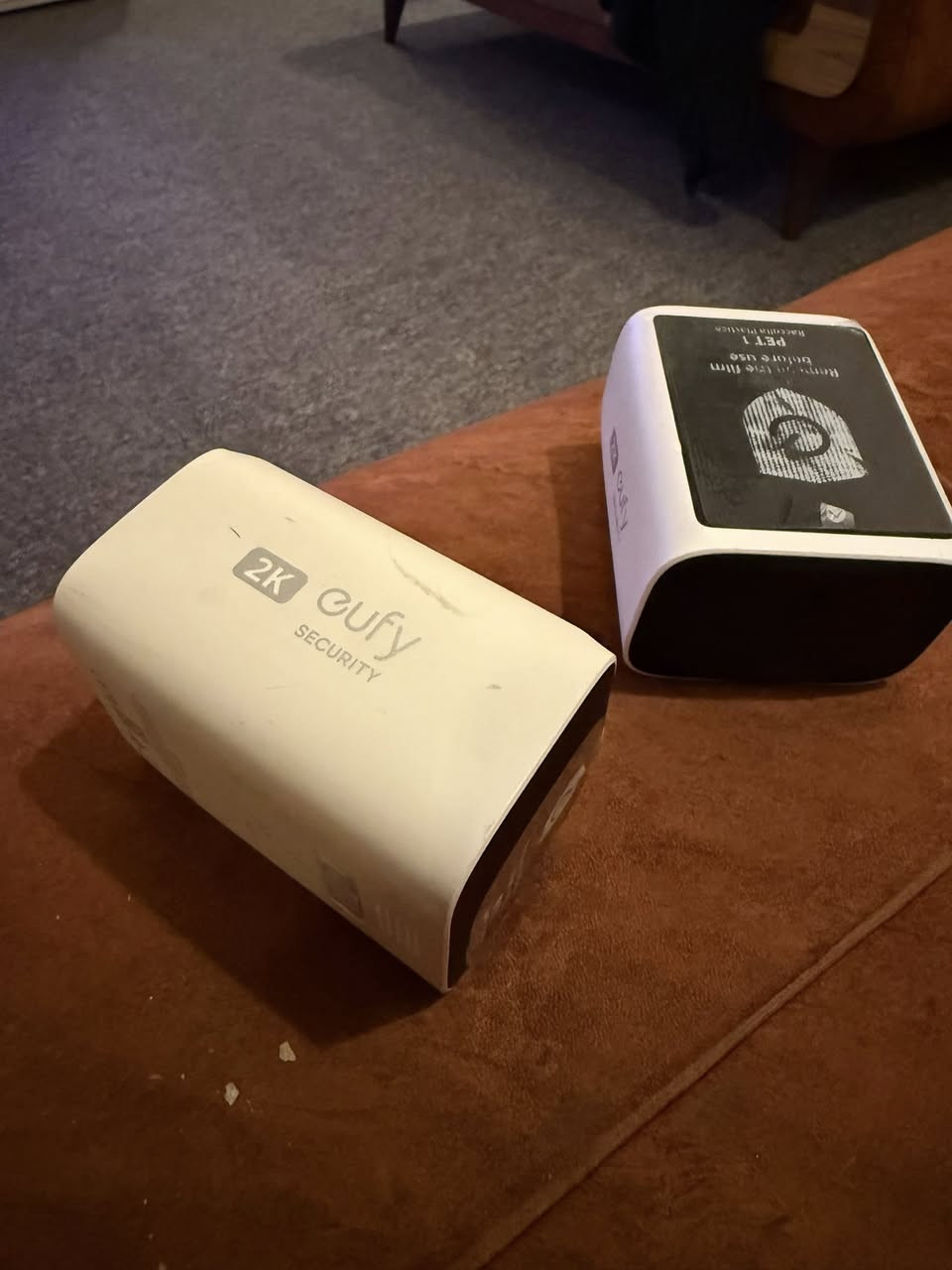 كامرات انكر شحن طاقه شمسية واي فاي ذكاء اصطناعي  كامرات فوووول رام خارجي وتسجيل داخل ذاكرة الهاتف من خلال البرنامج سعر القطعه 50 الف ضمان شهر مكاني بغداد ***********
