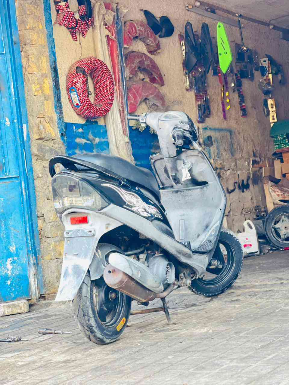 السلام عليكم ماكس عدله للبيع ختم واحد وي المكينه كفاله عامه السعر خاص مكاني بغداد شعله ***********
