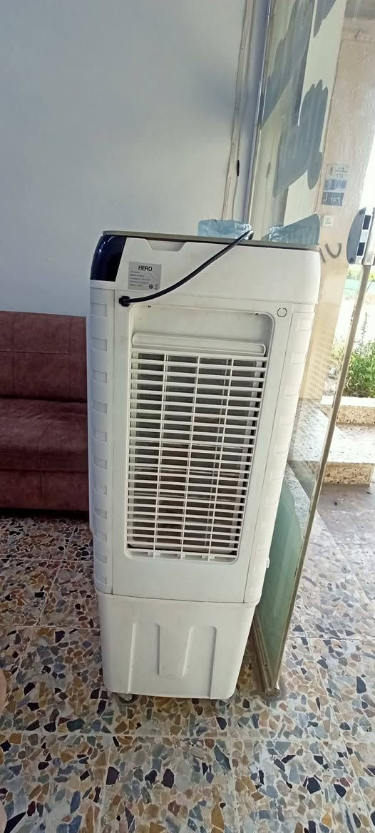 كونفيره للبيع نضيفه سعرها 100 قفل من الاخير 95 قفل قفل عنوان مزارع الاولى شراي راسلني خاص انطيك رقم صاحبها


**إذا كنت صاحب هذا الإعلان وتريد حذفه لأي سبب، رجاءا أرسل رسالة إلى الدعم الفني**