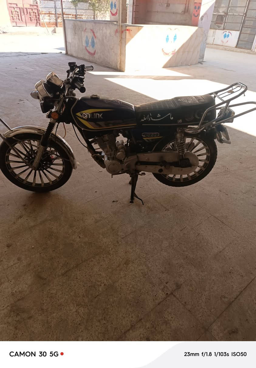 دراجة إيراني خمسة كير للبيع الدراجة مكفولة كفالة عامة
السعر 750 تواصل ***********
***********
