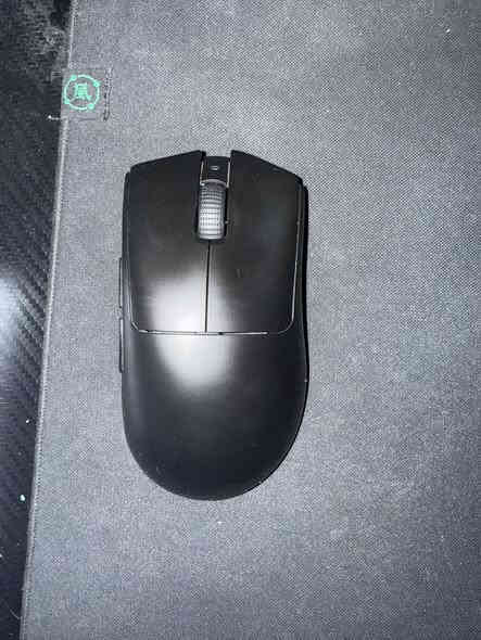 PC Gaming للبيع
• CASE COOLMAN CUBE – 4× ARGB 120mm
 • PSU ASUS PRIME 750W GOLD
 • MB ASUS PRIME B650 PLUS WIFI
 • CPU AMD RYZEN 5 9600X (Tray)
 • Cooling ASUS PRIME LC 360 ARGB LCD
 • RAM DDR5 64GB (2×32) 6000MHz G.SKILL Z5 RGB CL36
 • Storage NVMe SAMSUNG 990 PRO 1TB PCIe 4
 • GPU ASUS TUF GAMING RTX 5070 12GB OC
 • Monitor LG 27GS75Q-B – 2K – IPS – 1ms – 180Hz (OC 200Hz) – sRGB 99% – HDR10
 • Keyboard: Attack Shark X82 PRO HE
 • Mouse: Razer DeathAdder V3 Hyperspeed

السعر: 2,600,000 IQD

***********
