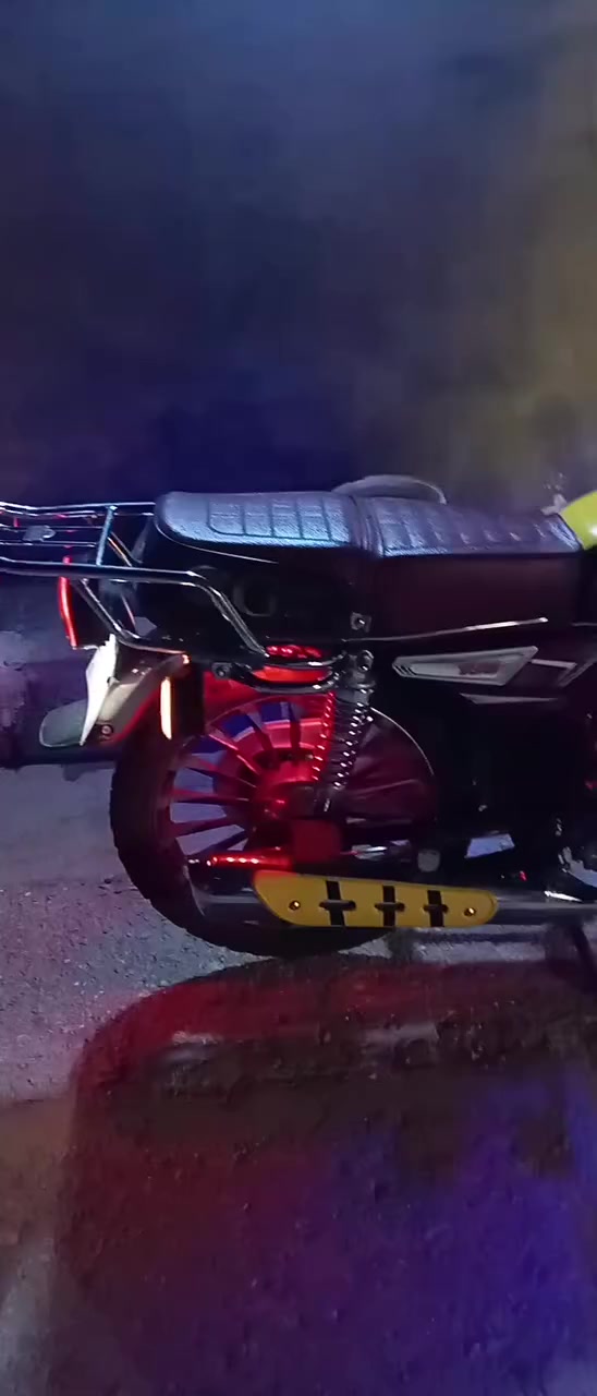 دراجه للبيع موديل 24 شكل ال 25 زنجيل***********
