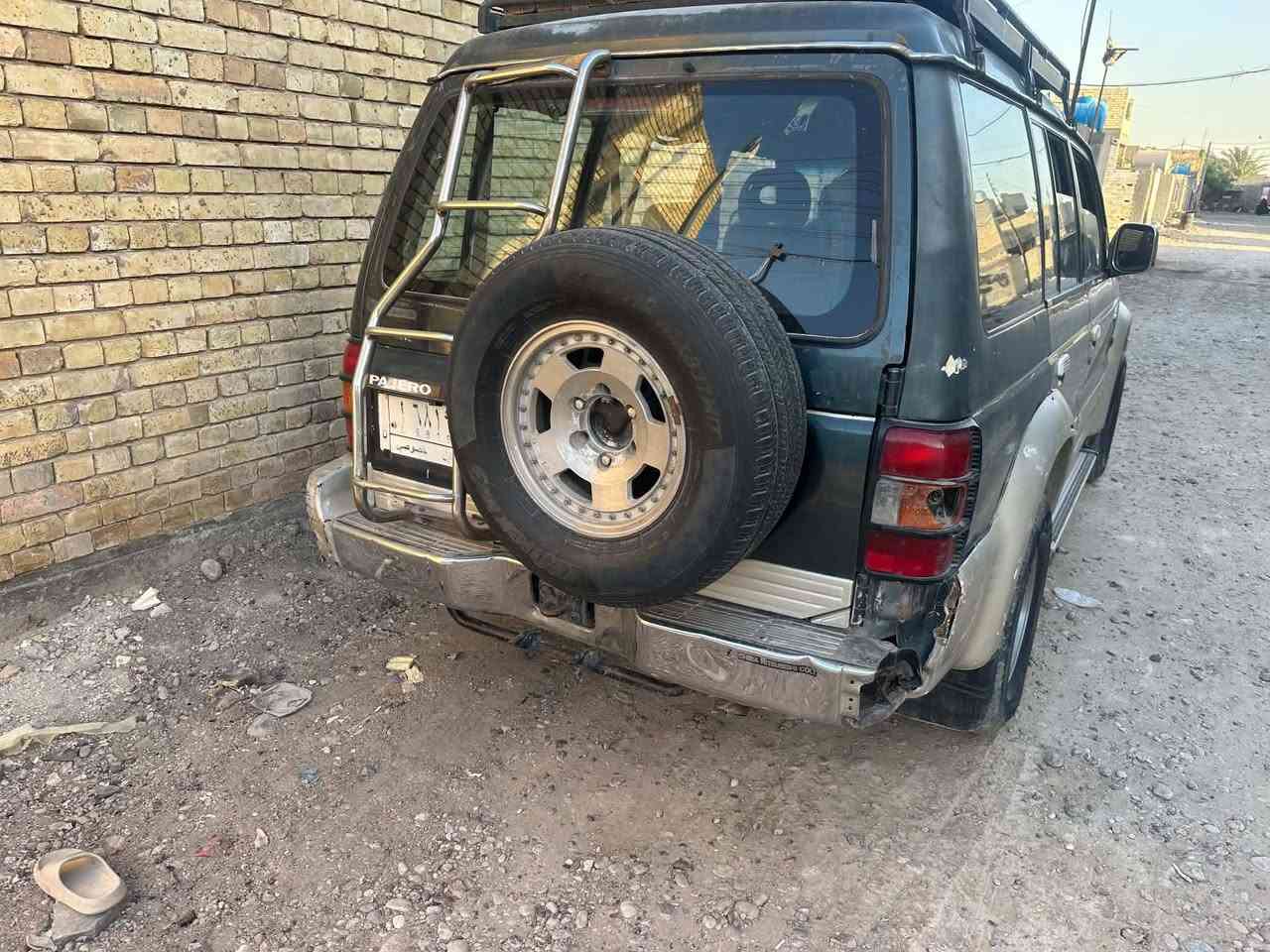سياره للبيع باجيروا موديل 98 كير ومكينه بطه حجم 2,500 السياره باسمي ثاني يوم تحويل الاتصال مع صاحب السياره على الرقم *********** المكان بغداد شارع السياحي قرب اسواق بابا اشتريلي مع تحيات امجيد الزيداوي
