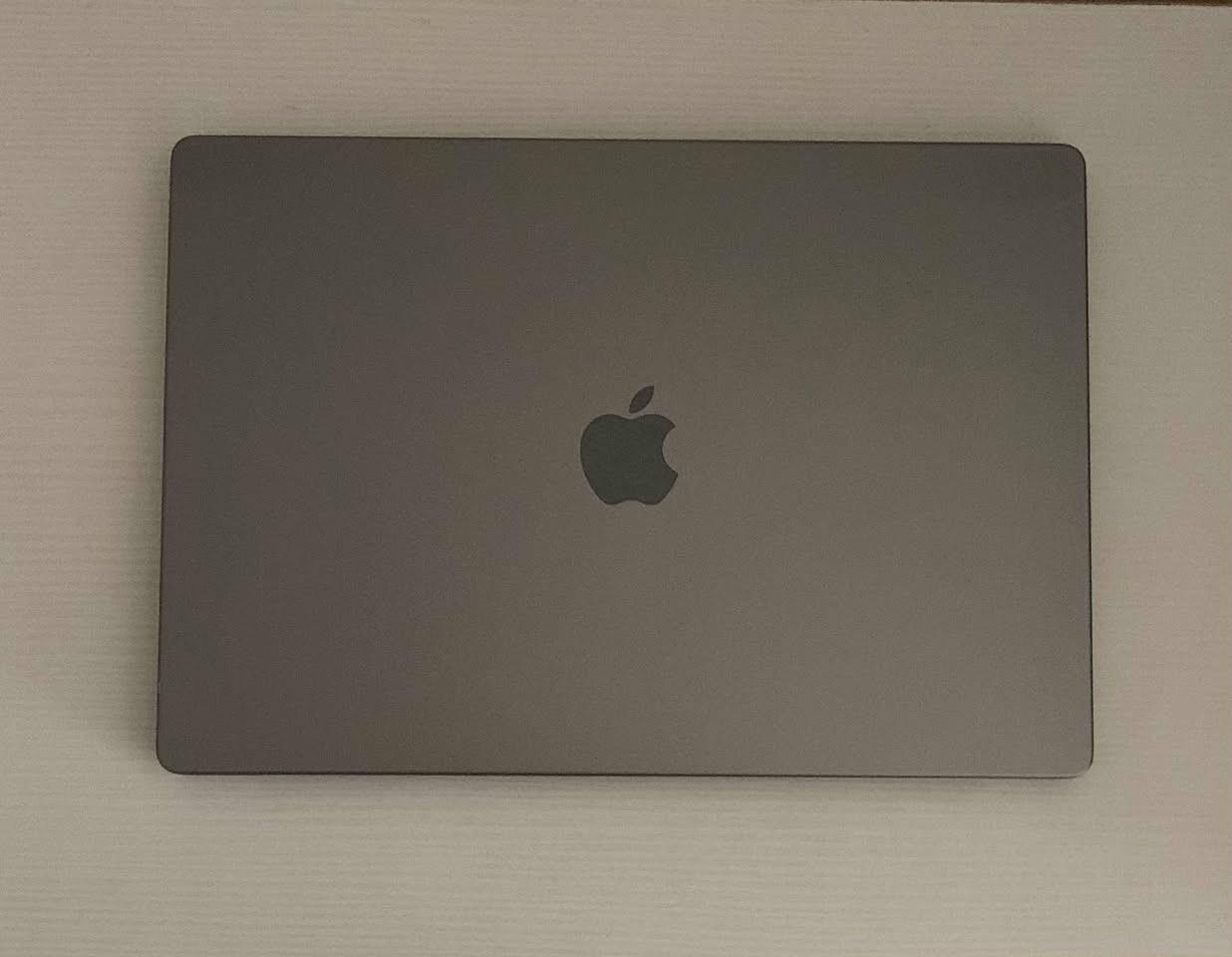 💻Macbook pro M1 pro 2021
🔲16 inch
➡️512 Gb Hard
➡️32 Gb Ram
👍Cycle count 167
👉Battery health 92%.
👌Clean like new
⚫Gray color
🚛We deliver to all iraq
For more informations call *********** or by messenger

