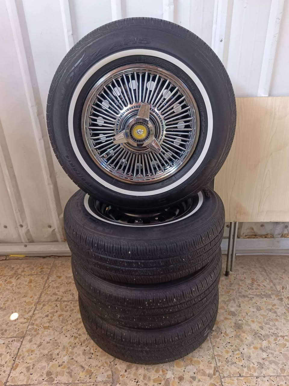 السلام عليكم  🫡

للبيع تحويره 14 مازده  ويل و تايرات نكسن عالي 👍

ترهم فورتي و النترا و كورلا ترهم خليجي 👍

نضيف 100/90 👍  ب 400 الف 👍

مكاني بغداد البلديات شارع 30 🤞

***********🤙
