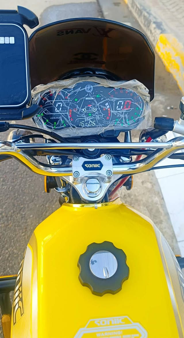 دراجه سونك نو ماكس مكينه ٢٠٠ دايون فول مواصفات دشبول اليكتروني ام بي ثري تشغيل عن بعد بصمه ورييمنوت ريمونت قفل عقل موديل 2027 درع امامي وخلفي أوراق سكنر من الوكيل دسك امامي دراجه جديده صارشهر طالعه من الوكيل بدهن الشركه سعرها مليون وميتين.
للأستفسار الاتصال على الرقم
***********
