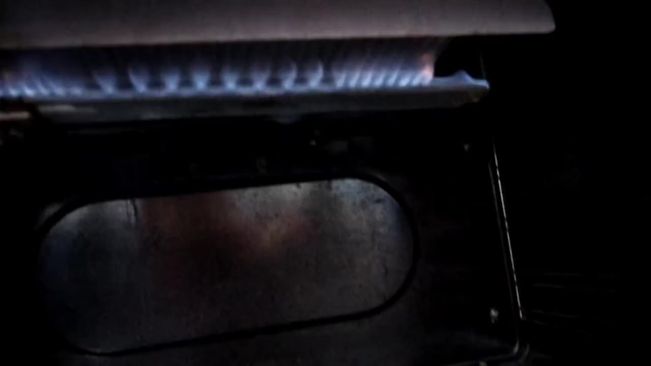 وبيه ومجال والطباخ ايطالي ونظيف  ومابيه اي ضرار الفرن يشتغل الفوك والجوه ناره عاليه والعيون مالتة هم تشتغل


**إذا كنت صاحب هذا الإعلان وتريد حذفه لأي سبب، رجاءا أرسل رسالة إلى الدعم الفني**