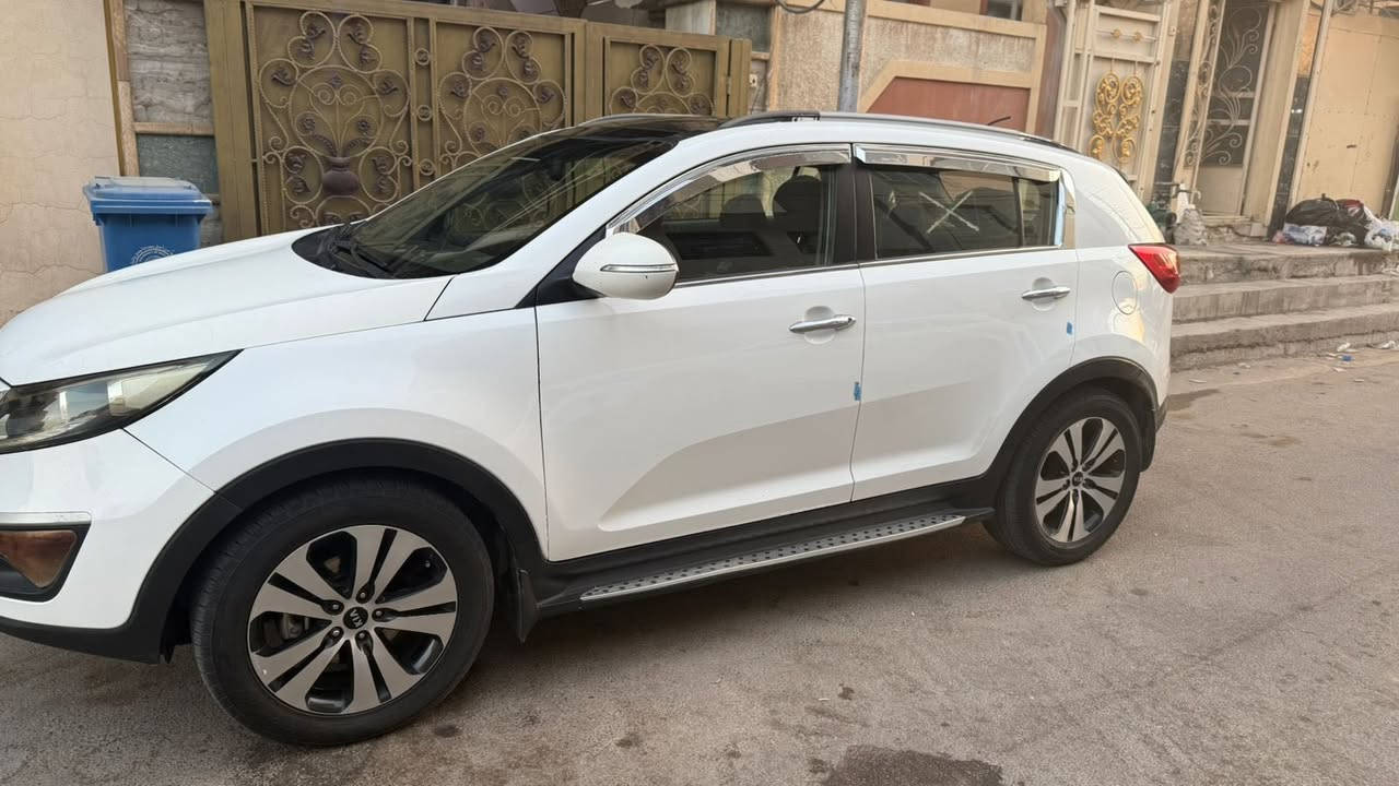 سبورتج خليجي 2014 مكفوله كفاله عامه فول مواصفات
محرك : 2400 
رقم بغداد تحويل بنفس اليوم
السعر : 160 وبيه مجال بسيط
رقم الهاتف : ***********
