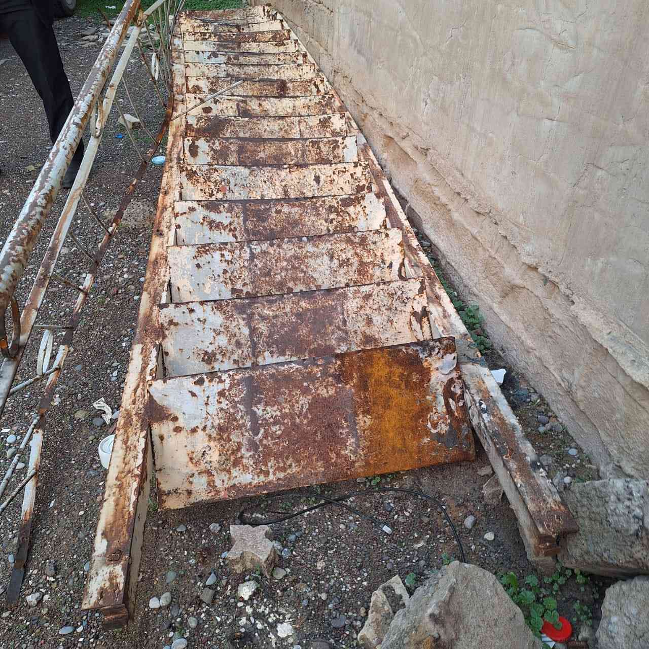 سلم حديد للبيع مال طابق ثاني ثقيل كلش ادفع سعر عجبني ابيعك لان معرف اشقد يسوى !!


**إذا كنت صاحب هذا الإعلان وتريد حذفه لأي سبب، رجاءا أرسل رسالة إلى الدعم الفني**