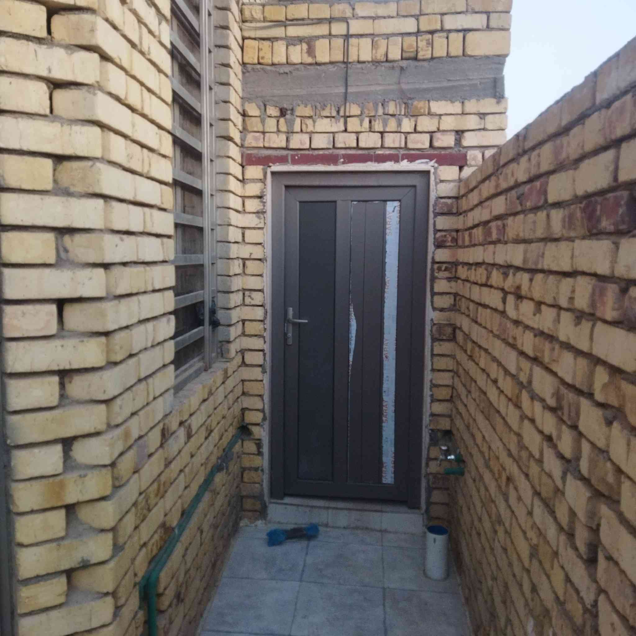 بيت للبيع مساحته 175 زراعي بصخين شارع حسينيت الامام الغائب باقي تفاصيل خاص ***********
