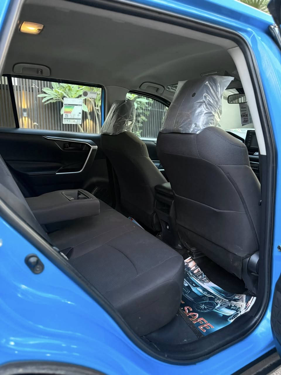 للبيع تيوتا RAV4 ٢٠١٩ فئة LE وارد أمريكي حادثة موضح
بالصور صبغ نص البنيد ونص الجاملغ الأمامي الايسر الدعامية مبدله نفس اللون بدون صبغ 
محرك كير تبريد حجر بيئة صدر كله كفالة 
رقم بغداد الجديد وهزه جديده
حجم المحرك  2500   
ماشية ٧٠ 
رادارات
٣ أنظمة قيادة 
نظام الخرائط (GPS).
المصابيح الأمامية LED. 
مانع انزلاق 
شاشة كبيرة  
كاميرا 
ويل كب نيكل  
نظام كروس تحديد السرعة
حساس ظغط الاطارات
السيارة جديدة جدا وبدون أي نقص ادامة كاملة 
_____________________
العنوان : بغداد /الكرخ   
السعر :  ١٨٣ $  وبيه مجال 
رقم الهاتف : *********** /***********
