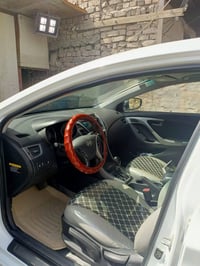 ورحمه الله وبركاته... النترا مظلع خصوصي ابيض صدفي وارد كندي حادث خلفي ...