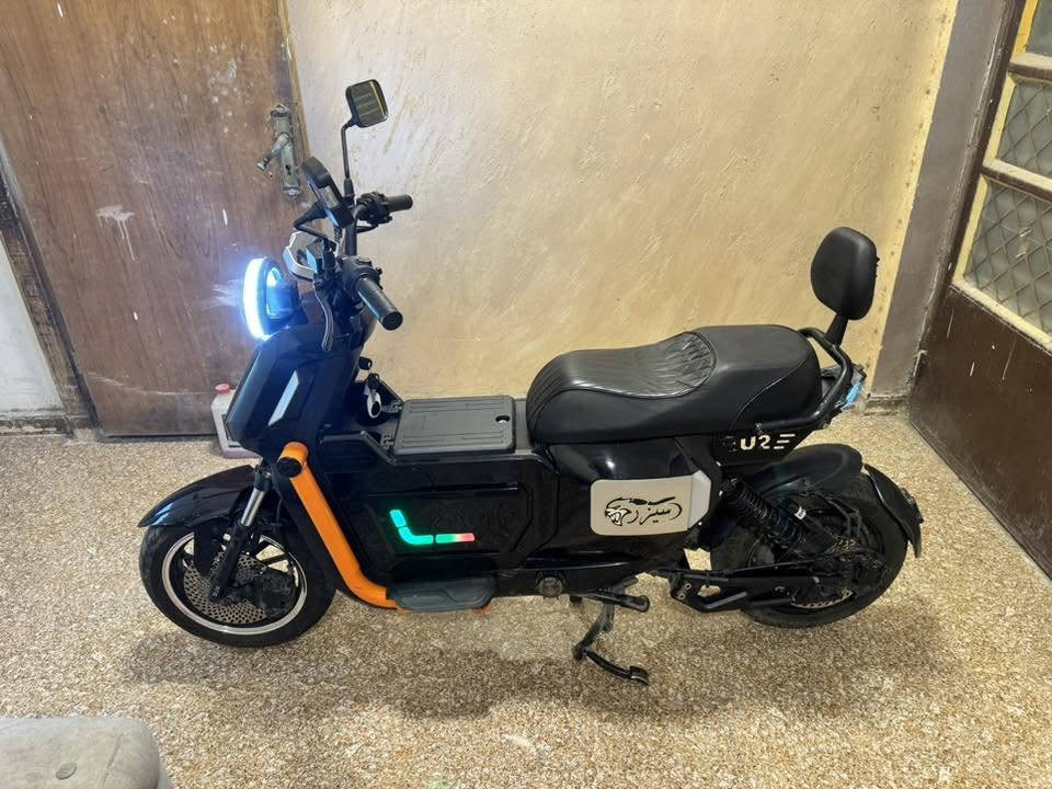 دراجه سيزر الجيل الثاني للبيع 
بطاريه ليثيوم 
الدراجه حالتها ممتازه اخو الجديد 
التواصل 
***********

