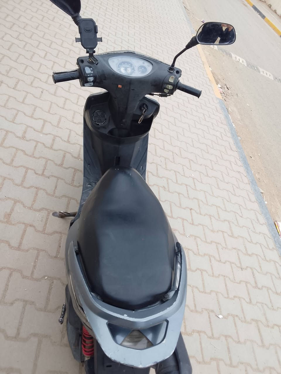 للبيع دراجة ثعلب جي تي.
للبيع دراجة ثعلب جي تي نضافة فووول كفالة عامة  من اي عطل  شغالة من كلشي كهربائيات كلها شغالة محرك ما مفتوح ابد مبدلة فلتر بلك دهن جديد مصار ايام.  محرك ناعم مطلوب 600


**إذا كنت صاحب هذا الإعلان وتريد حذفه لأي سبب، رجاءا أرسل رسالة إلى الدعم الفني**