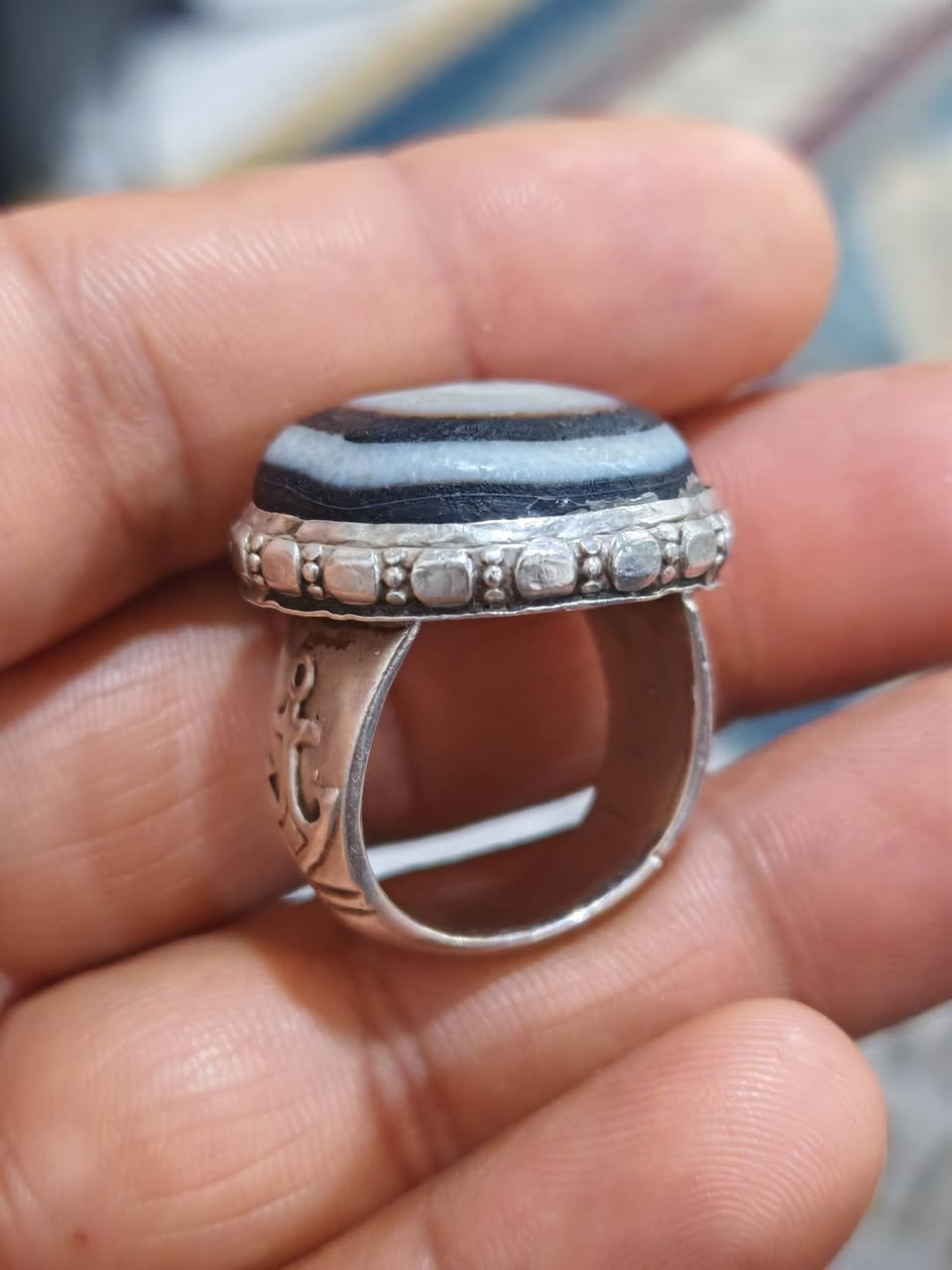 جزع بقري قديم صياغه يدويه ثقيله
يلبس قياس 21 22
سعر 75
مكاني بغداد الطالبيه لايوجد توصيل..


**إذا كنت صاحب هذا الإعلان وتريد حذفه لأي سبب، رجاءا أرسل رسالة إلى الدعم الفني**