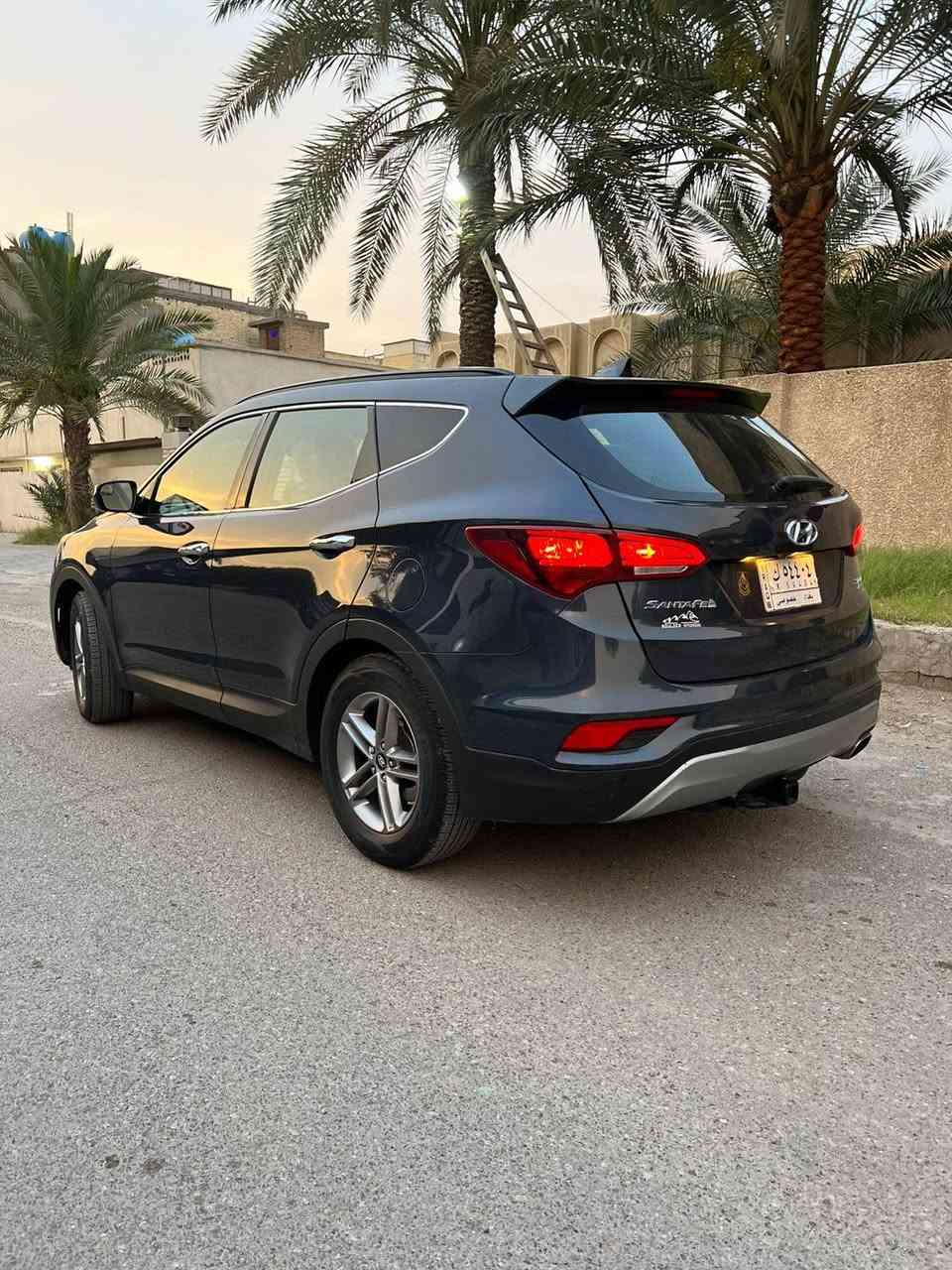 سلام عليكم اخواني سنتافيه مديل ٢٠١٧ وارد امريكي استخدام شخصي جديده بمعنئ الكلمه حادثه مرفق بلمنشور جاملغ فقط سيارة بدون تبديل ليبل واحد بدون اي نقص وبلعافيه عل ياخذه والله رقم بدون ايرباكات الجديد انكليزي سنويته ٢٠٢٩ بسمي تحويل ثاني يوم سيارة نص فول تحكم ستيرن رادرات تبريد قطعتين ٥ راكب مكينه ٢٤٠٠ ماشيه ١٠٠ حقيقي حساسات خليفيه شاشه كبيره كامره دواره  مكان السيارة بغداد حي الامانه ***********.    السيارة معرضه ١٤٦ وبيه مجال للطيبين خاص ممتواجد واتساب متوفر
