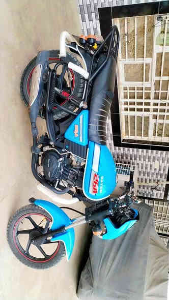 دايون نفخ للبيع موديل 23 وراق سكنر
محرك ميتين مكفول كفالة عامه سويج سجينه 
كهربائيات كله شغال السعر 1300 وبيه مجال اتصل على الرقم ***********
