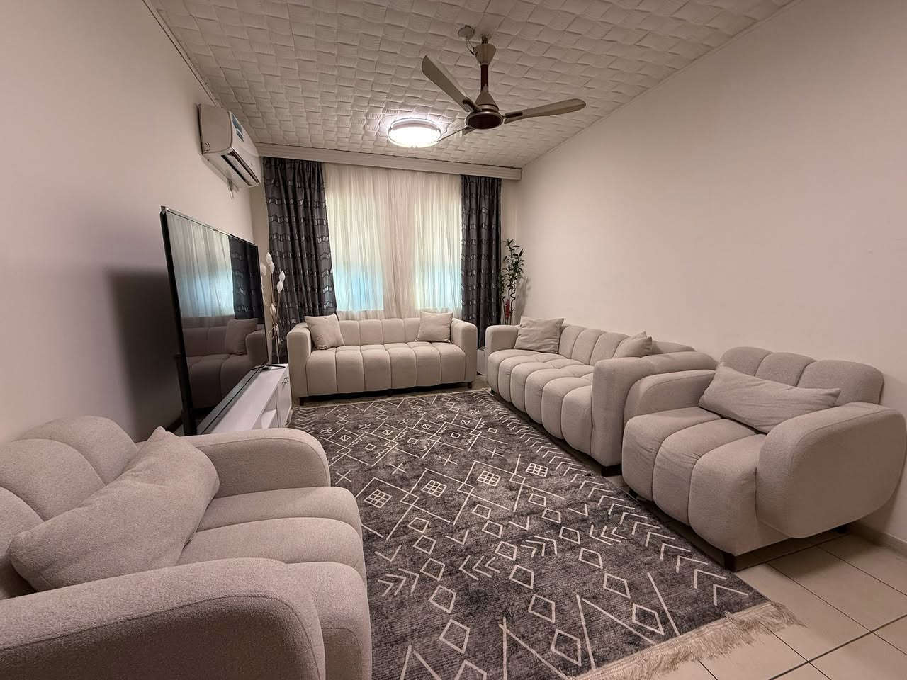 تخم ٨ مقاعد جديد السعر ٧٥٠ قابل لتفاوض


**إذا كنت صاحب هذا الإعلان وتريد حذفه لأي سبب، رجاءا أرسل رسالة إلى الدعم الفني**