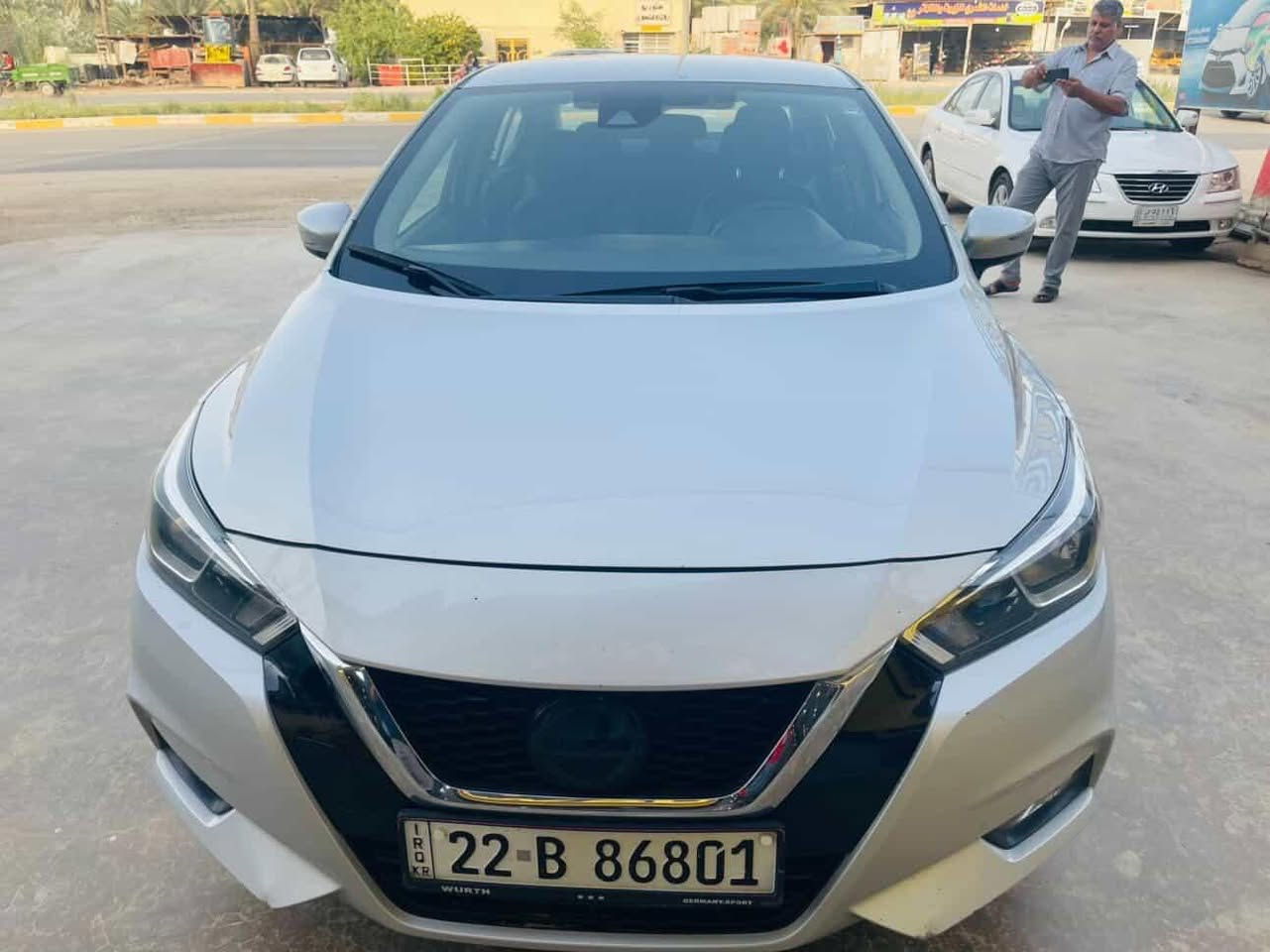 فيرسا موديل 21 فئة sv وارد امريكي فول مواصفات عدا الفتحه كير ومحرك والتبريد خير من الله 
ضرر موضح بالصور 
مكان السيارة بابل المسيب
 ماشيه 95 الف km
رقم الاتصال ***********
الواتس ***********
