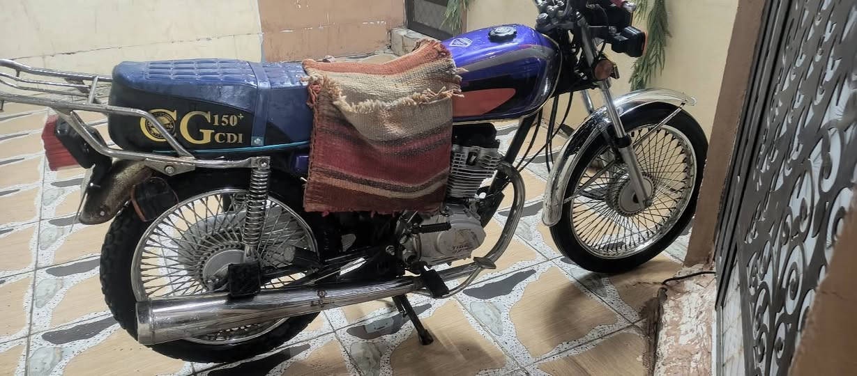 سلام عليكم دراجه للبيع تايكر 2020 كاملة مابيها نقص مكاني بلدروز وهذا رقمي ‏
‏‪***********‬‏
