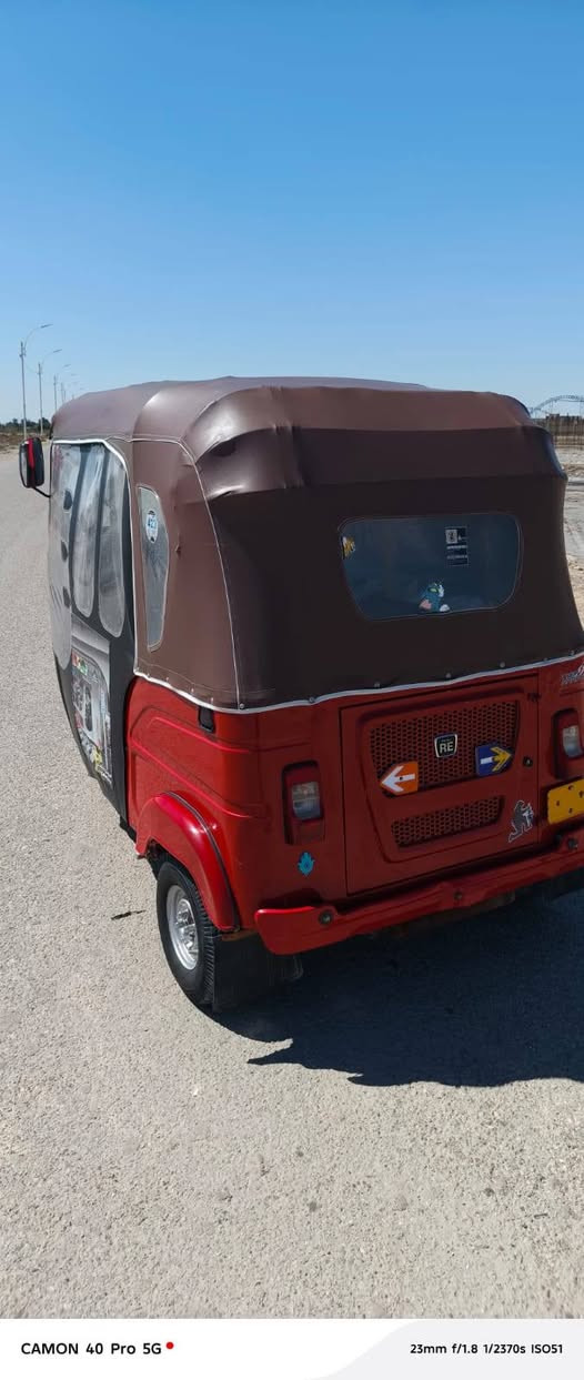 تكتك موديل 22 رقم وسنويه السعر 8 ونص مكاني الناصريه قضاء الاصلاح ***********
