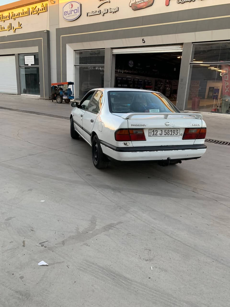نيسان بريمرا للبيع موديل 1991 سياره جاهزه من كل النواحي طخم تايرات جديد رقم نينوى أنكليزي شرط التحويل  مكينه وكير جديد شرط لأصرف ولا نفخ   بيه قطعه وحده صبغ للتواصل اكثر ***********
