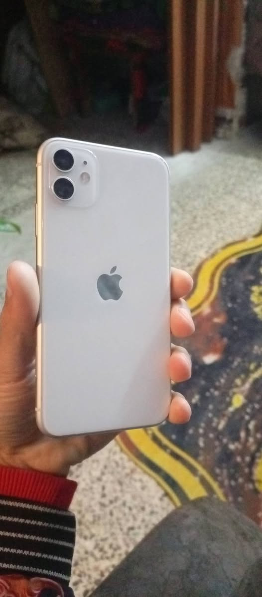 السلام عليكم
11 عادي مبدل شاشه ٣خيارات جهاز كله شغال مكاني بغداد الدولعي شارع الغاز مستعجل على بيعته  هاذه رقمي *********** السعر ٢٥٠ وبي مجال
