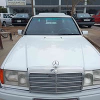 مرسيدس ١٩٩٢ • كلار • رقم ٢٠٢٨