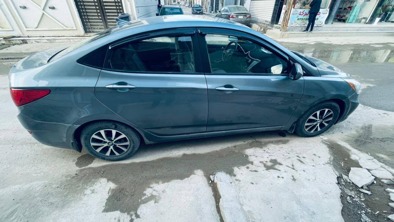 اكسنت موديل 2017 ماشية 93
مكينه 1.6 
كير مكينه مكفولات 
بيها 3 قطع بدون كل دواخل 
تخم تاير وويل كب جديد بطارية جديدة
السياره نظيفة ومال بيت 
السعر 96 وبيها مجال
 للاتصال
***********
