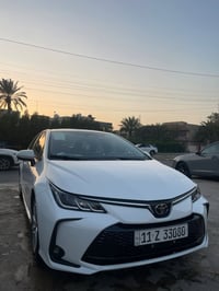 للبيع كورلا هايبرد موديل 2025 رقم بغداد السياره جديده كلش ماشيه 11 الف...