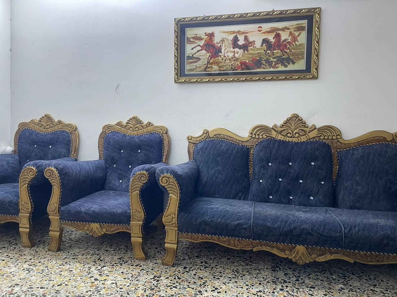 تخم مصري 10 مقاعد للبيع
مكاني بغداد مدينة الصدر
سعر 300 قفل


**إذا كنت صاحب هذا الإعلان وتريد حذفه لأي سبب، رجاءا أرسل رسالة إلى الدعم الفني**