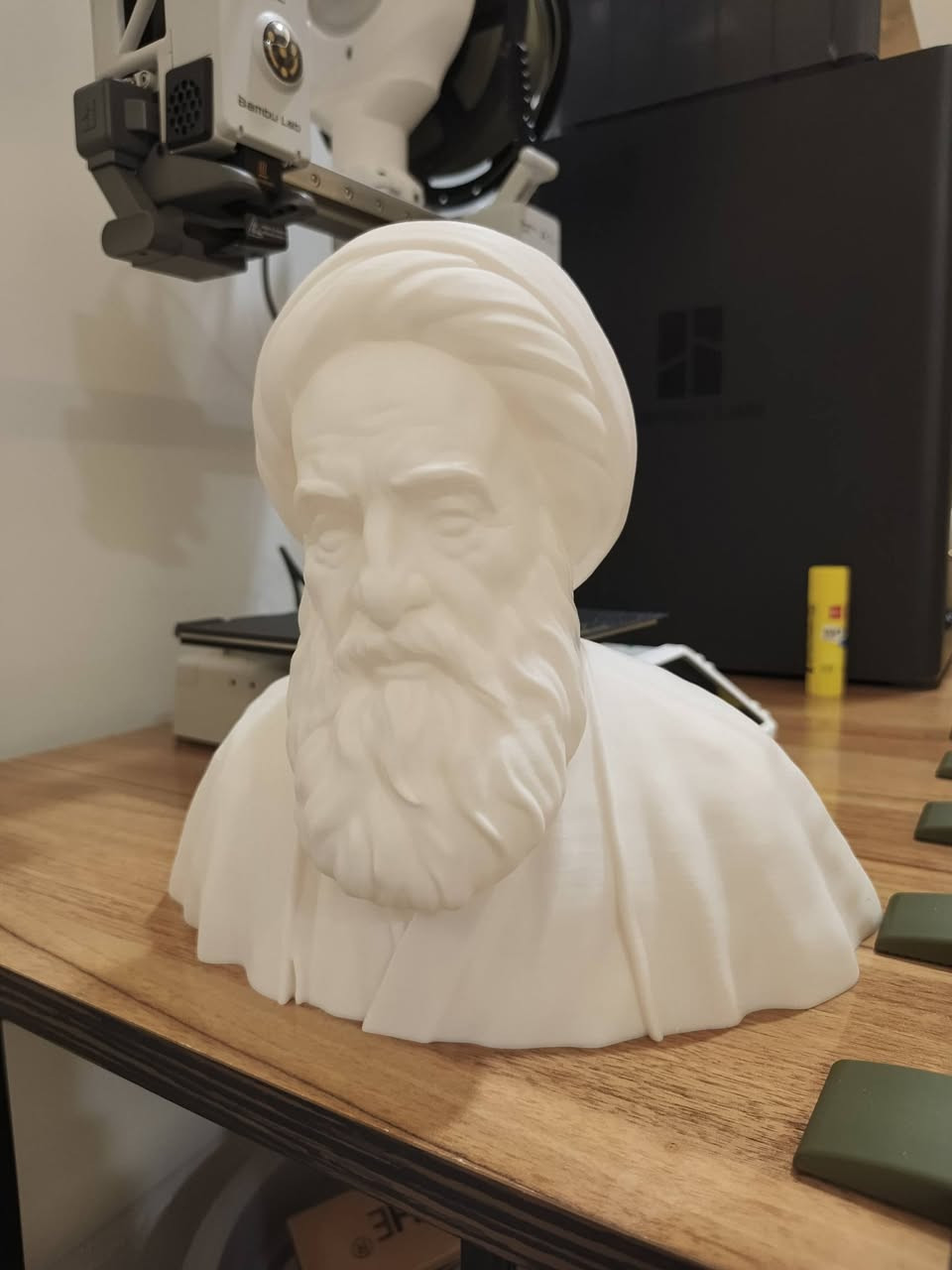 تصميم وطباعة وهاي النتيجة... 
السيد علي الحسيني السيستاني حفظه الله 
للي يريد مثلة. دز الأبعاد واكلك السعر شكد
هذا ٢٢ سم بسعر ٣٥ ألف


**إذا كنت صاحب هذا الإعلان وتريد حذفه لأي سبب، رجاءا أرسل رسالة إلى الدعم الفني**