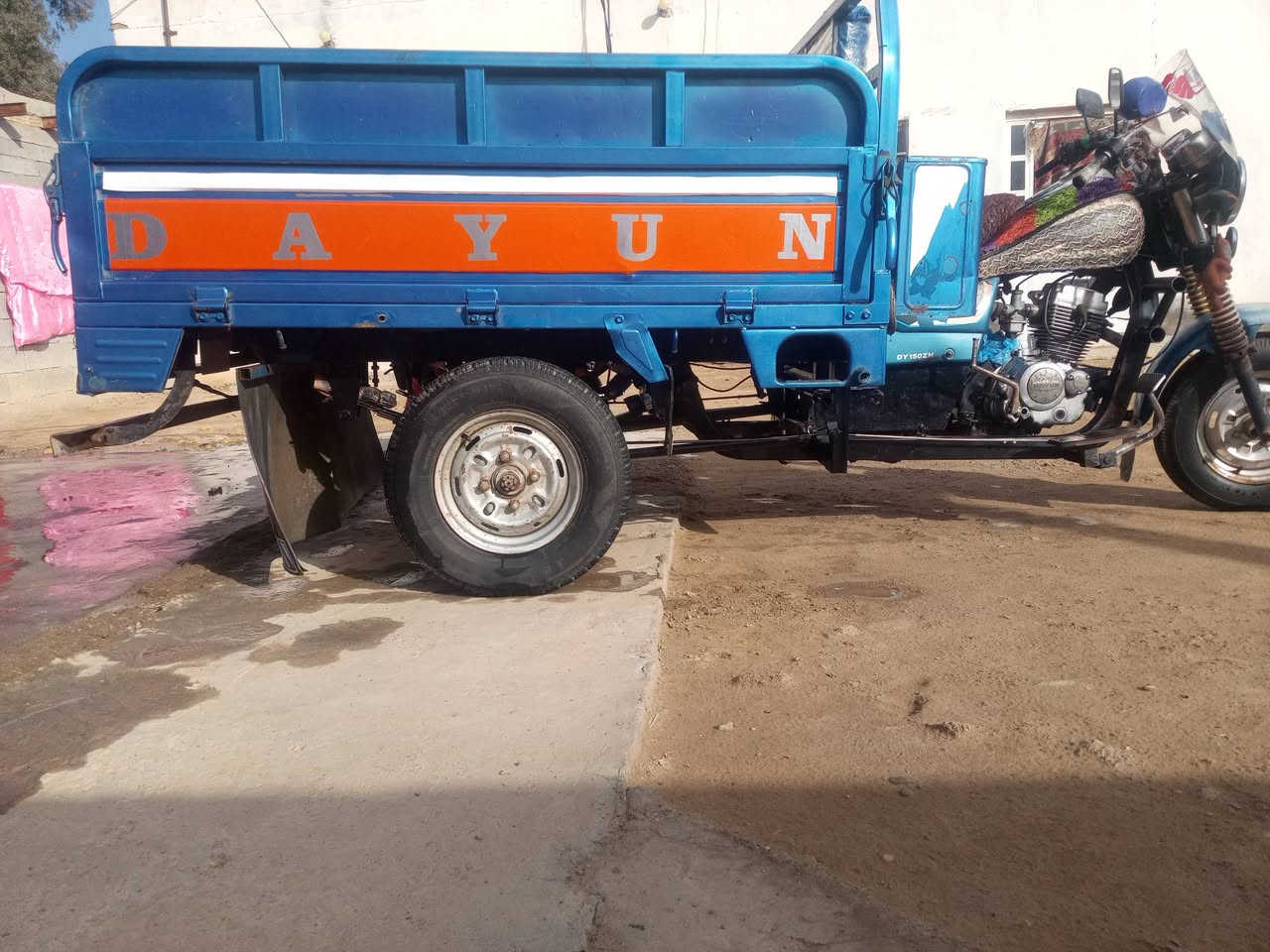 سلام عليكم ستوتة للبيع موديل 16 اوراق مكان واسط العزيزية الاستفسار على رقم ***********
