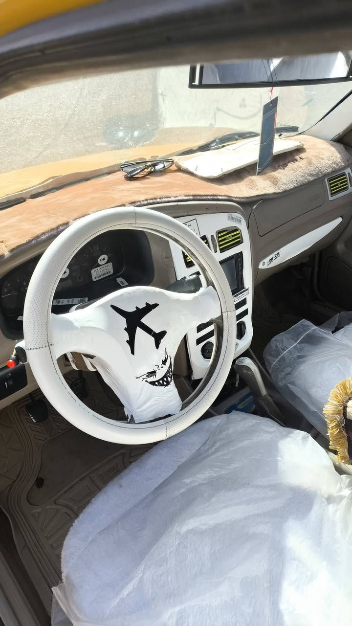 سلام عليكم شيري كوين 2011 رقم بغداد نكليزي باسمي كابون بانزين تايرات جدد جام 4كهرابي سياره كاعده واحله من صوره لايت زنون كهربيات كلهن شغلات سعر خاص رقم ***********
