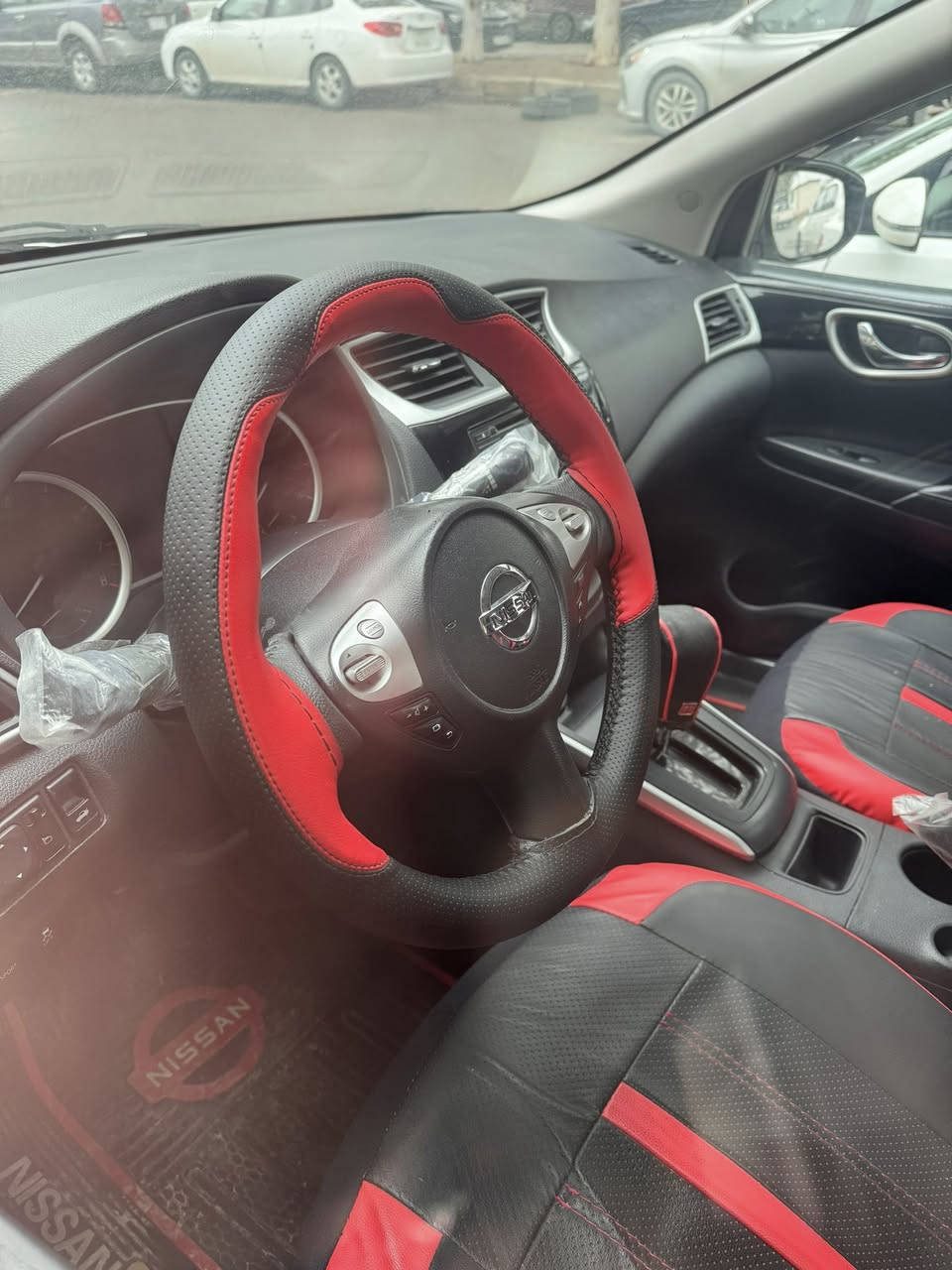 ‏نيسان سنترا 2017 ماشية 50 ميل صبغ ما أبي سيارة أمريكي بيها تقرير مالتها بدون حادث بس بي أثر غرق سعرها سيارة 125 ورقة سنوي جديدة رقم دهوك
***********
***********
‏موجود السيارة في معرض الروضة التجارة السيارات
