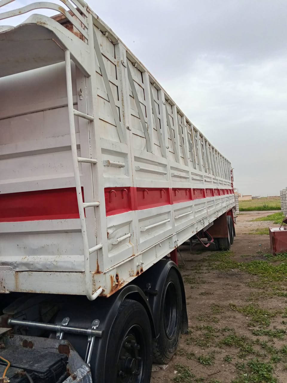السلام عليكم عربنه للبيع شاص اوروبي تايرات فوك نص عمر الطول 12 5 السعر 60 وبيه مجال المكان سامراء خط السريع ***********
***********
