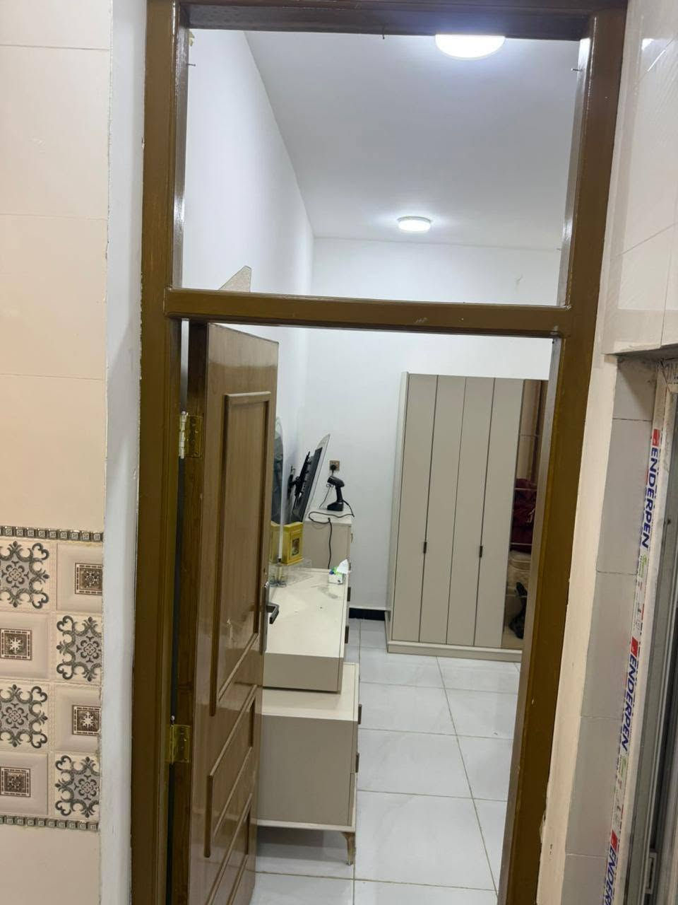 🏡 للبيع للبيع للبيع 🏡

دار طابو زراعي (سند 25)مستعجل ومتوازي وبسعر ممتاز

✅ بناء حديث ونظيف ومرتب✅ المساحة: 90م²✅ الواجهة: 11م✅ طابقان

يحتوي على:▪️ غرفتي نوم▪️ استقبال▪️ مطبخ▪️ مجمع صحيات

📍 العنوان: منطقة زوير قرب جسر بته

للاستفسار ومعرفة جميع التفاصيل:🏢 مكتب الكوثر للعقارات والمقاولات

📞 اتصال:*********** ➡️ 

📲 واتساب:*********** ➡️
