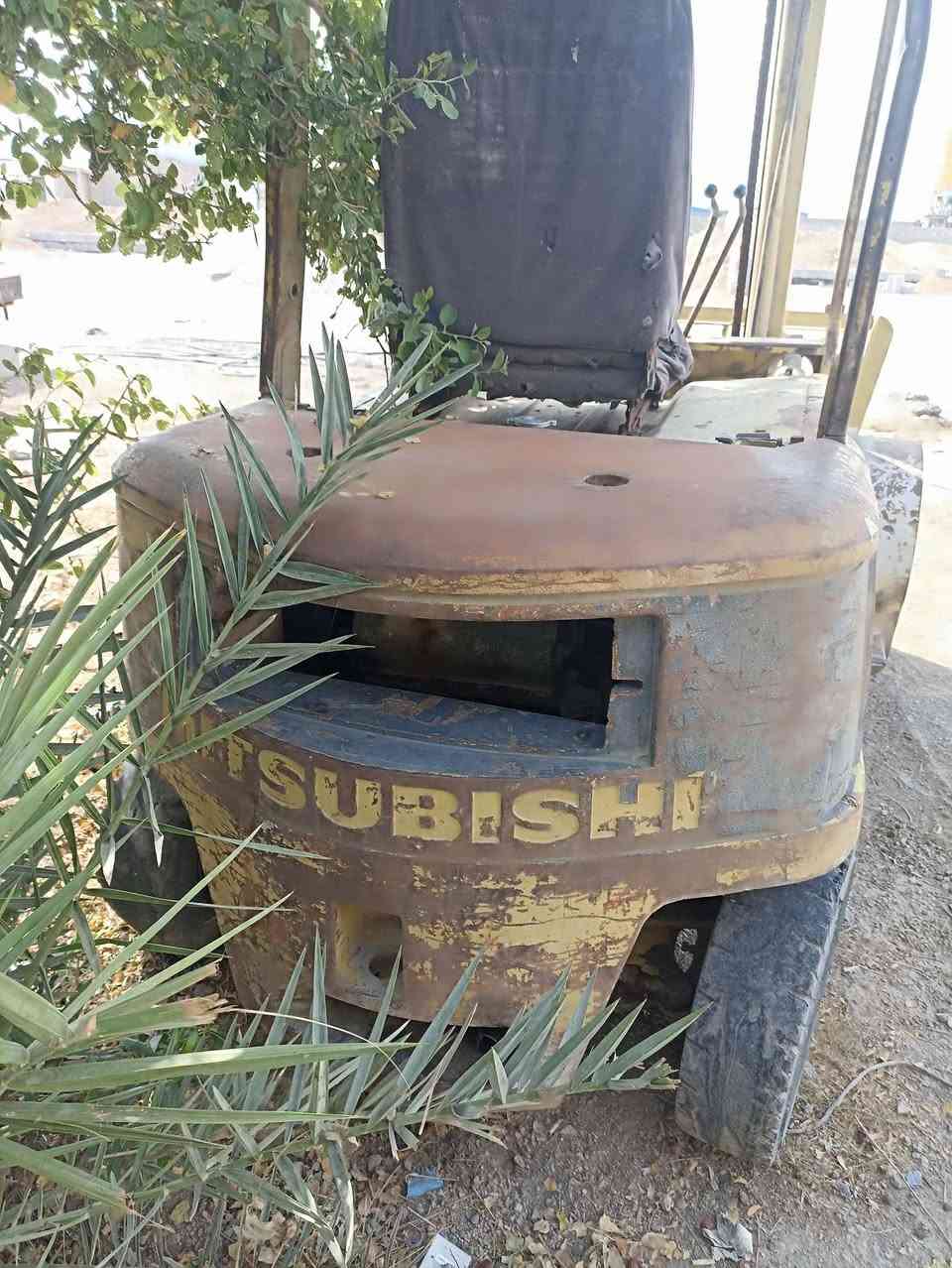 رافعه شوكيه موديل ٨٨ گير ومحرك جيد الاتصال
***********

