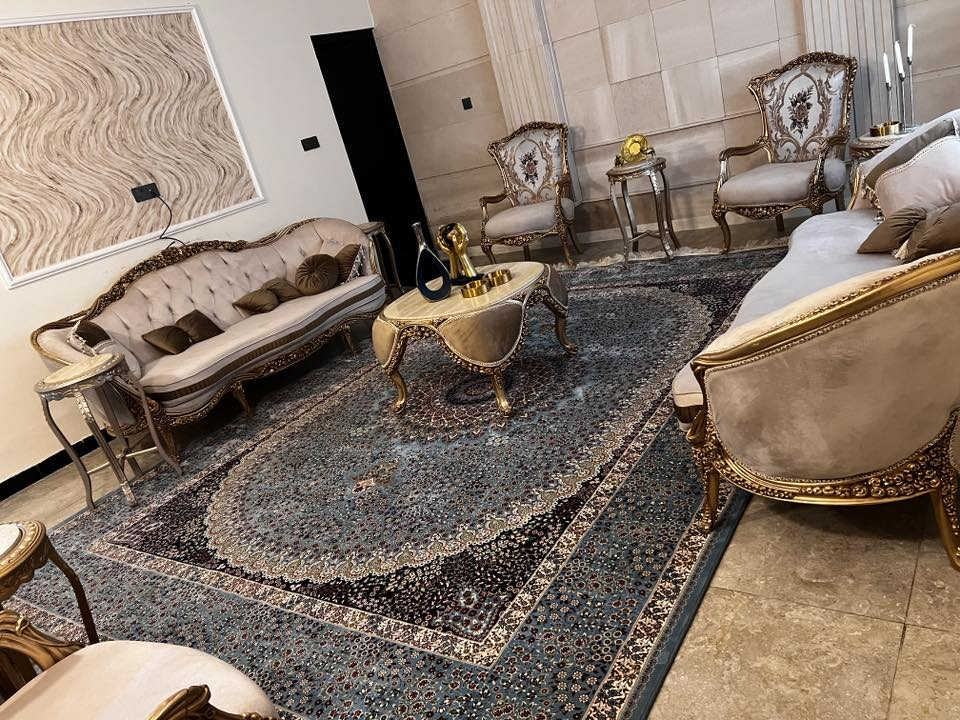 دار للبيع🏠 
م/150m
واجهة 10/m
نزال/١٥
يقع على شارع 20🛣️
5غرف نوم  داخل وخارج مرمر 
حي الجهاد  ديوان الشارقه  خلف مجمع النسيم 
للاستفسار 
***********
