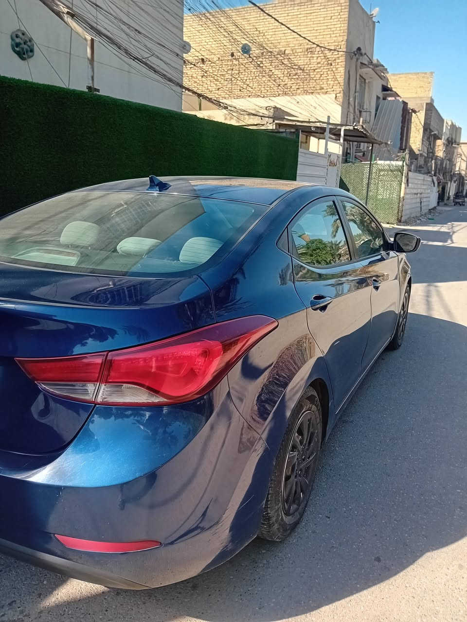 سلام عليكم 
هونداي النترا امريكي  2015 ليبل واحد 
حادثها جاملغ وبنيد ومصبوغات 
رقم مميز
مابيها حادث قوي 
مكينه 1800 دوش 
كير At المرغوب 
ماشيه 145 
عليها ادامه كامله منظومه بانزين باتري جديد 
داخل لونين 
عارضها 115 
مكاني بغداد الجوادين  رقمي ***********
