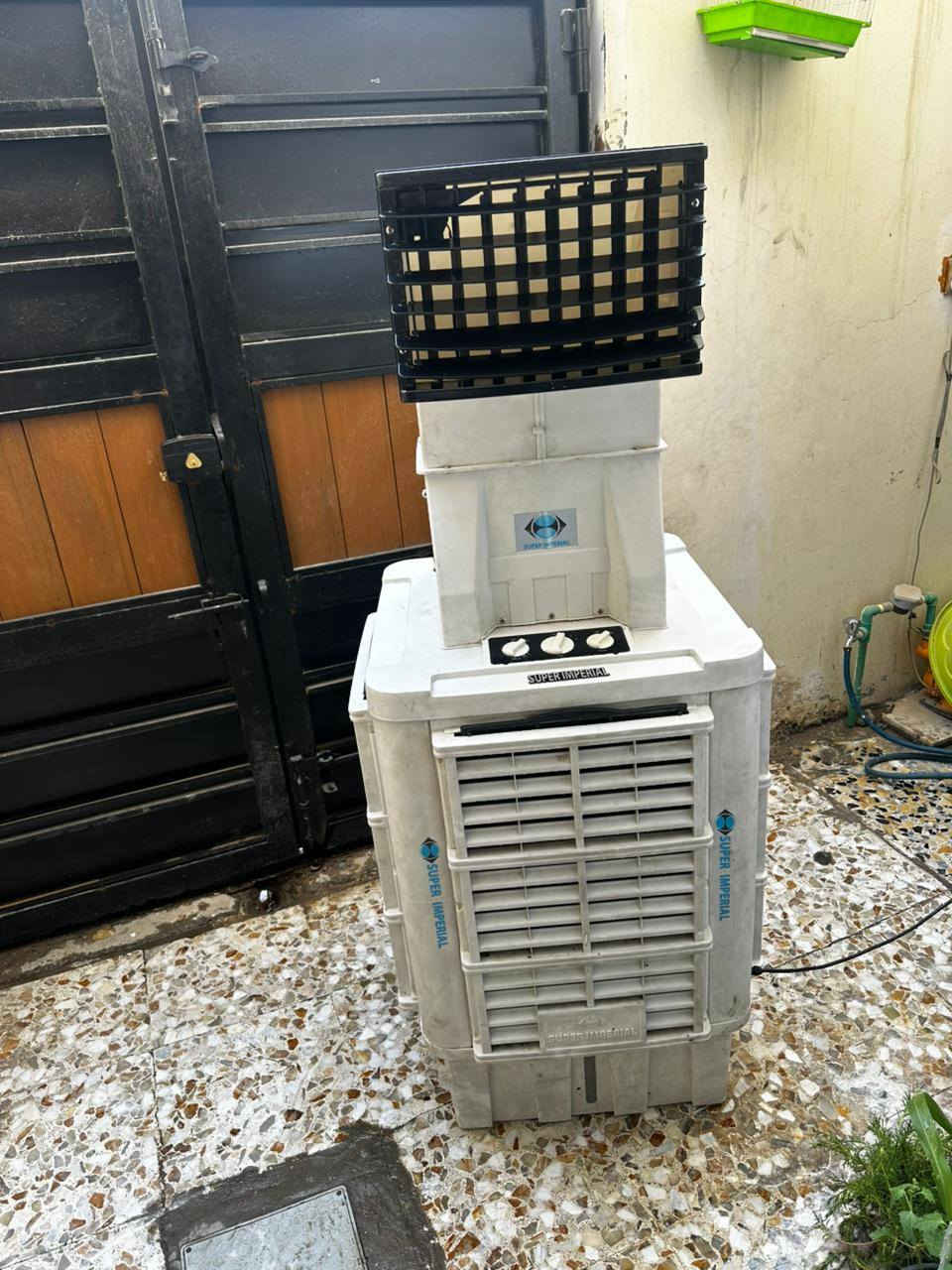 مبرده سوبر امبريال الاصليه فوول نضافه للبيع 
الخاص مغلق للإستفسار الاتصال او مراسلة واتساب
***********
