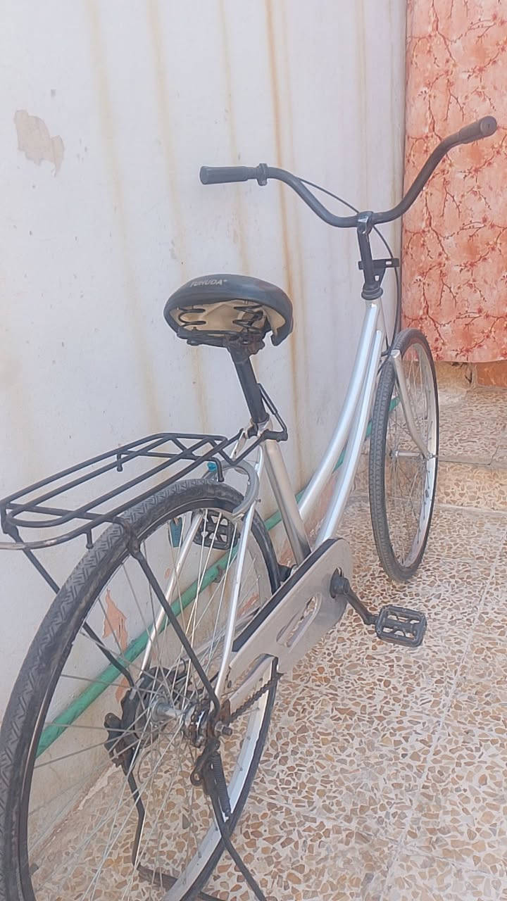 السلام عليكم باسكل للبيع موديل 17 معه الاغراض جاملغات وبريك كدام السعر 85 وبي مجال


**إذا كنت صاحب هذا الإعلان وتريد حذفه لأي سبب، رجاءا أرسل رسالة إلى الدعم الفني**
