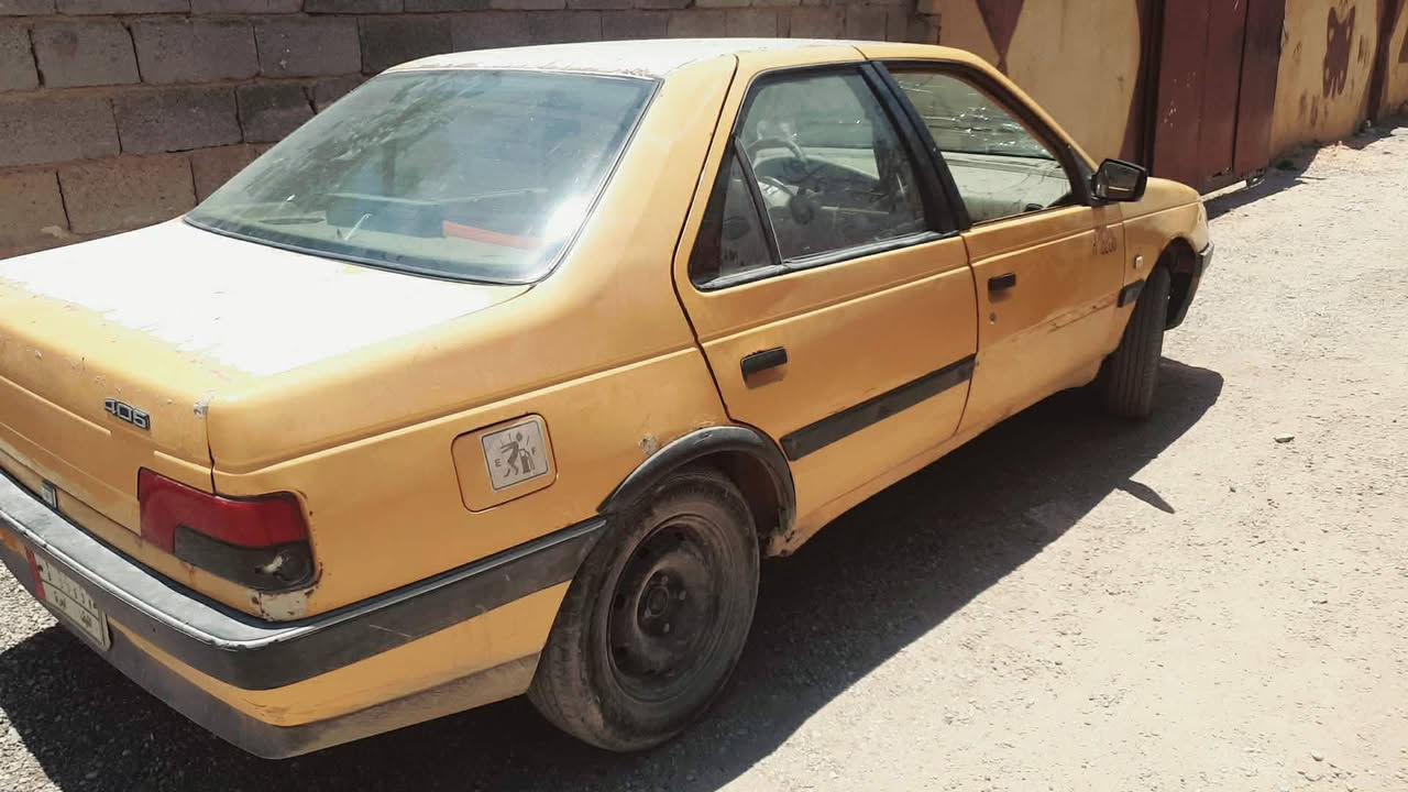 بيجو  اوتماتيك 
مكينه مكفوله كهربائيات 
كبال عينك شعندك مراوس بيع 
***********
سعر ١٧ بيه مجال قليل
