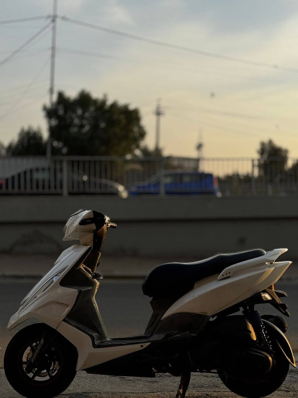 سلام عليكم دراجه جي تي ار للبيع
الدراجه بلادي مكينه ممفتوحه 

للستفسار اتصال علرقم 

***********
مكانيي بغداد الحريه 
السعر 800مجالل بسيط
