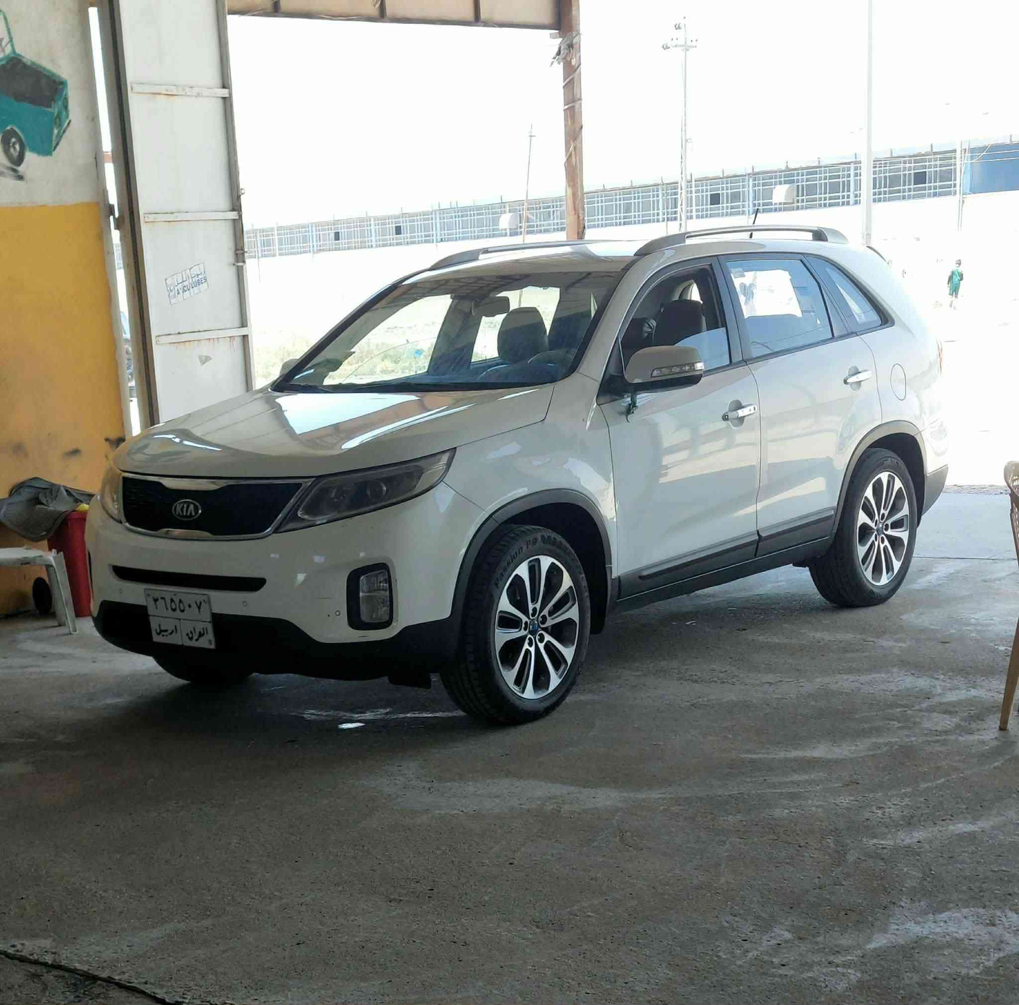 السلام عليكم سورنتو مديل 2015 مكينه 4 سياره جديد مكفوله كفاله عامه رقم اريبل بسم كردي وكاله تحويل شرط مكينه كير حداديه تخم تاير خير من الله السعر 158وبيه مجال لاستفسار على رقم *********** مكان نجف
