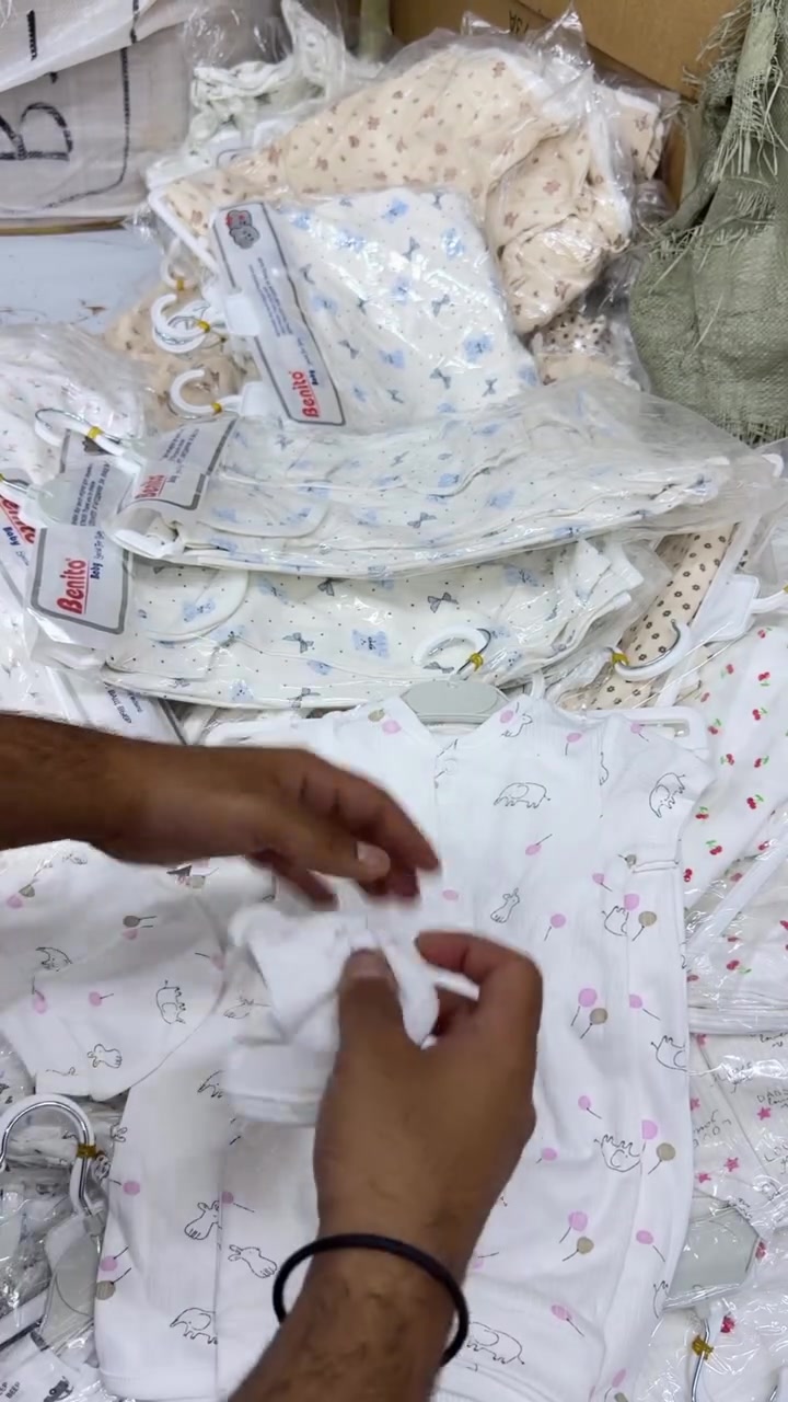 السعر ١٠ الف ‏عينكم على الستوري تخفيظات مستمرا وكلشي جديد تلكونه بلستوري 

AL-RAWAN BABY BALASH
📍 البصره | العشار| شارع الاعدادية المركزية
تتوفر خدمة توصيل جميع المحافظات ✈️
للحجز و الاستفسار | 
‏MOBILE | مثبته داخل الهايلايت
‏TELEGRAM | RAWAN_STOR
حجز واتساب
***********
***********
***********
***********
***********

ً
.
