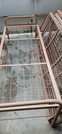 غريولات • اغراض • اسرة