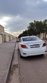 للبيع اكسنت 2014 وارد كوري السعر 90وبيه مجال بسيط  السيارة فول للاخير ...